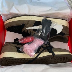 Air Jordan 1 Retro Low OG SP Travis Scott